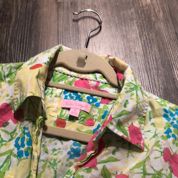 Lilly Pulitzer button down - Picture 2 of 6